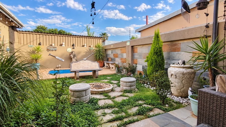 3 Bedroom Property for Sale in Rothdene Gauteng