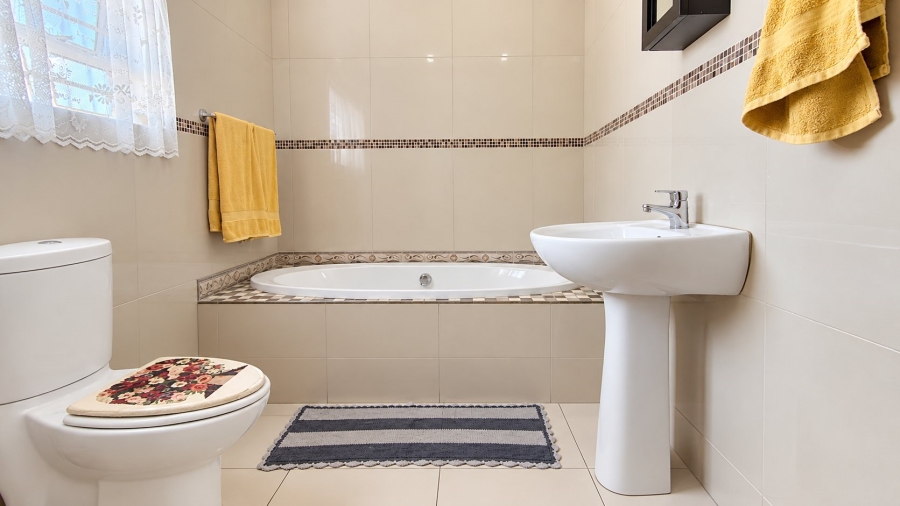 3 Bedroom Property for Sale in Rothdene Gauteng