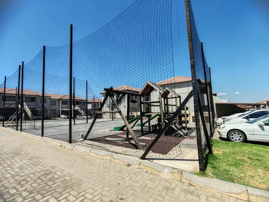 2 Bedroom Property for Sale in Elspark Gauteng