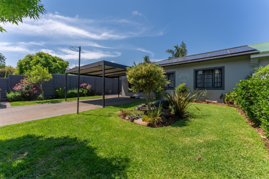 3 Bedroom Property for Sale in Lakeside Village Gauteng