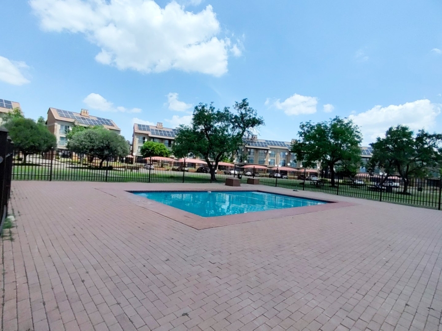 1 Bedroom Property for Sale in Wonderpark Estate Gauteng