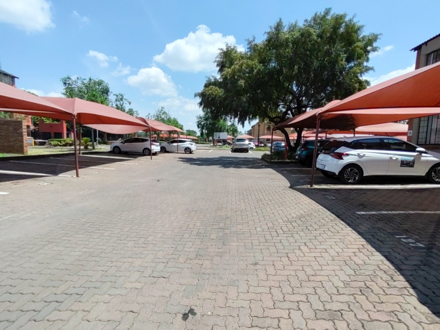 1 Bedroom Property for Sale in Wonderpark Estate Gauteng