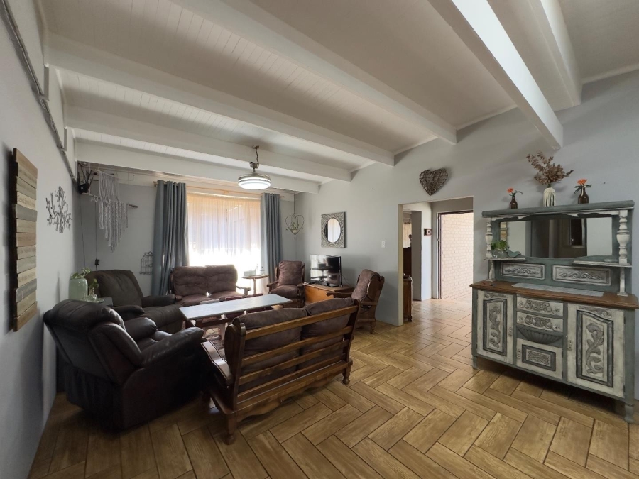 3 Bedroom Property for Sale in Waverley Gauteng