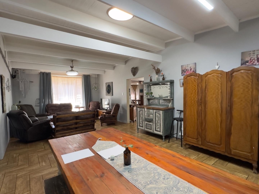 3 Bedroom Property for Sale in Waverley Gauteng