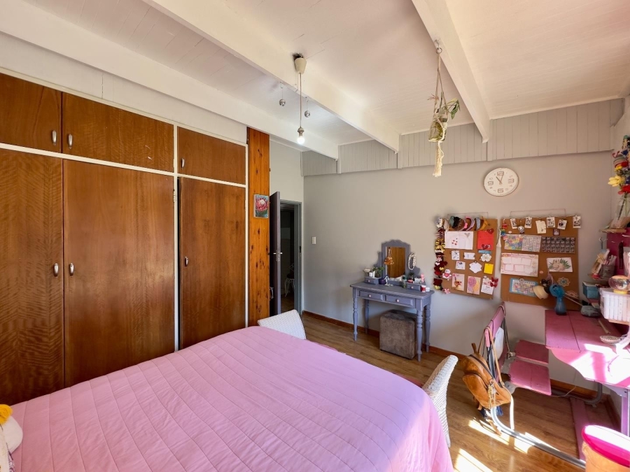 3 Bedroom Property for Sale in Waverley Gauteng