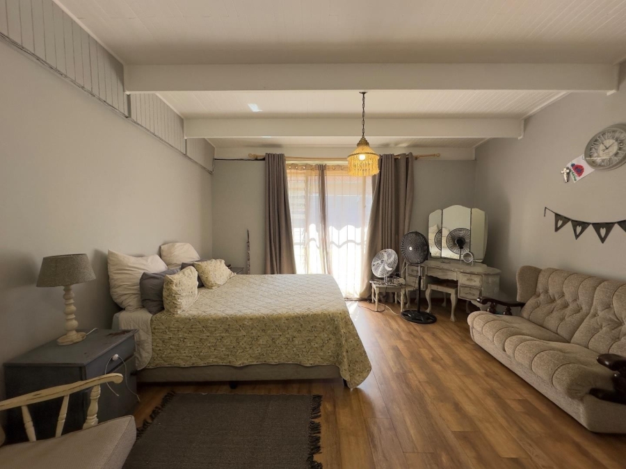 3 Bedroom Property for Sale in Waverley Gauteng