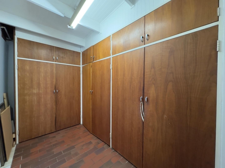 3 Bedroom Property for Sale in Waverley Gauteng