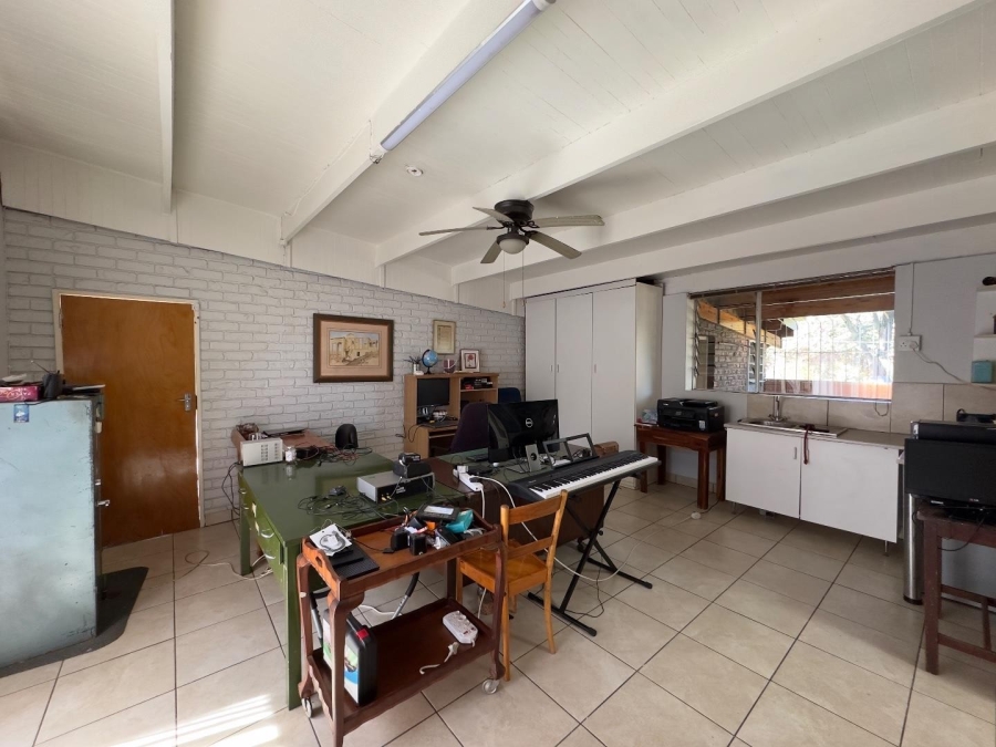3 Bedroom Property for Sale in Waverley Gauteng