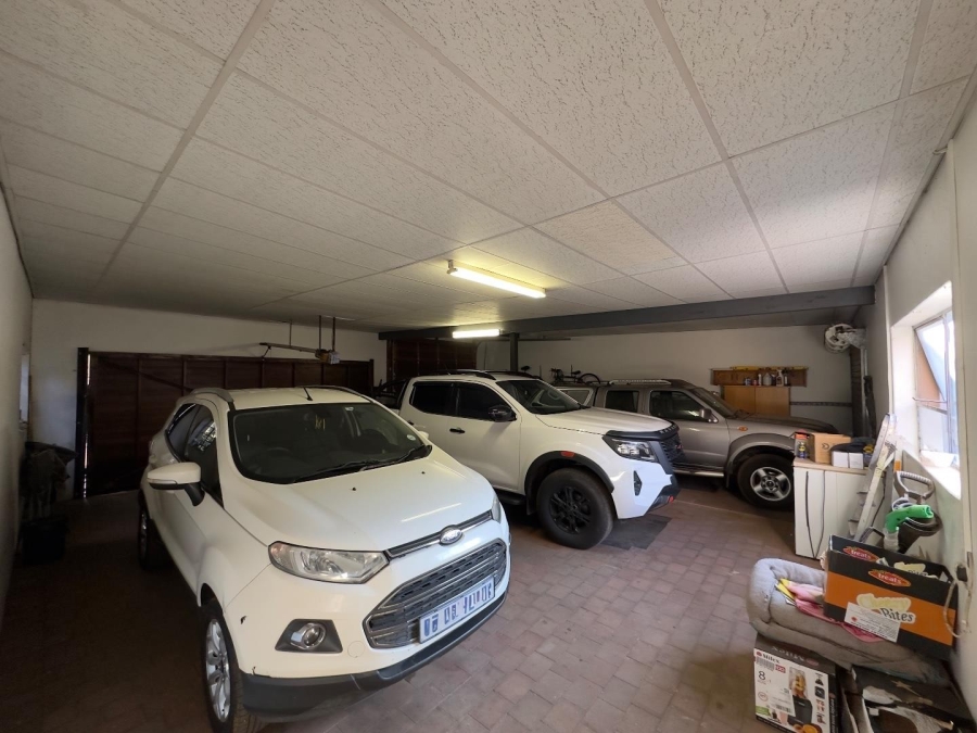 4 Bedroom Property for Sale in Waverley Gauteng