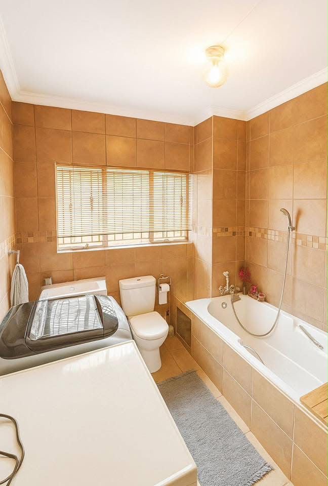  Bedroom Property for Sale in Pretoria North Gauteng