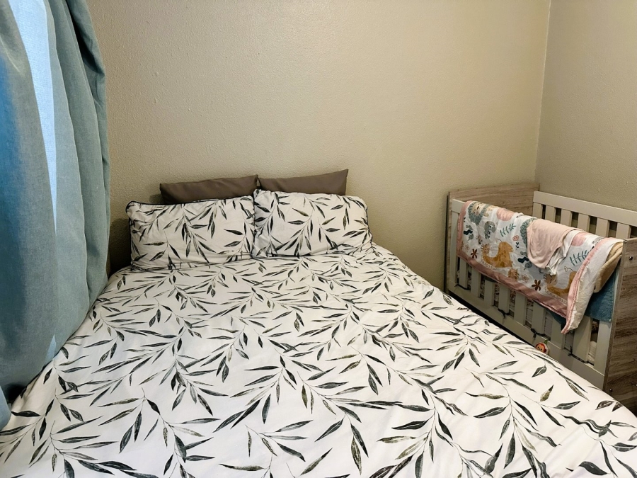 To Let 2 Bedroom Property for Rent in Sonneglans Gauteng