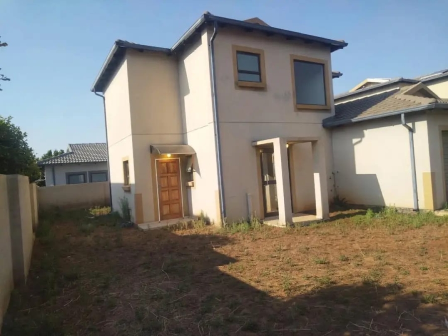  Bedroom Property for Sale in Zambezi Manor Lifestyle Estate Gauteng