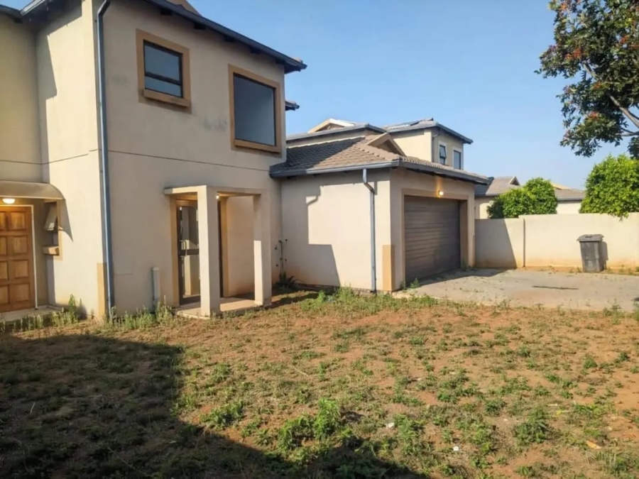  Bedroom Property for Sale in Zambezi Manor Lifestyle Estate Gauteng