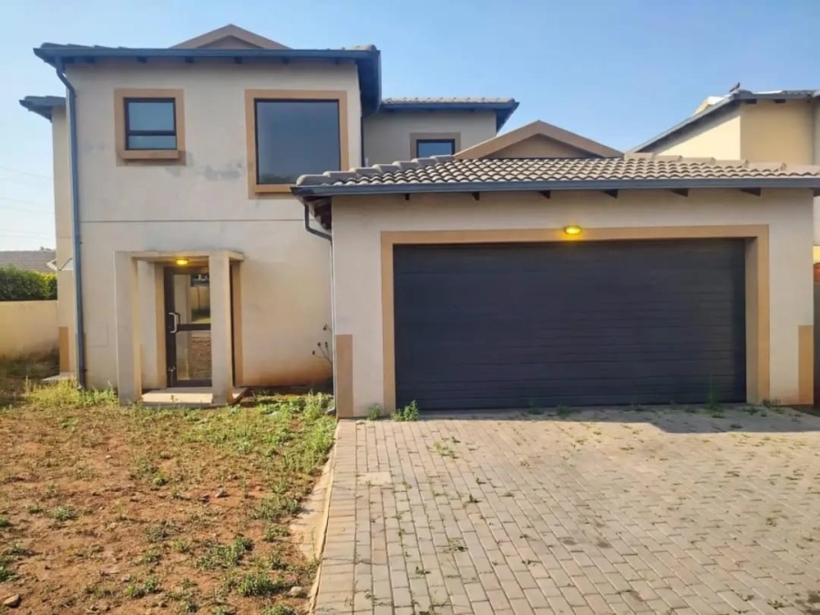  Bedroom Property for Sale in Zambezi Manor Lifestyle Estate Gauteng