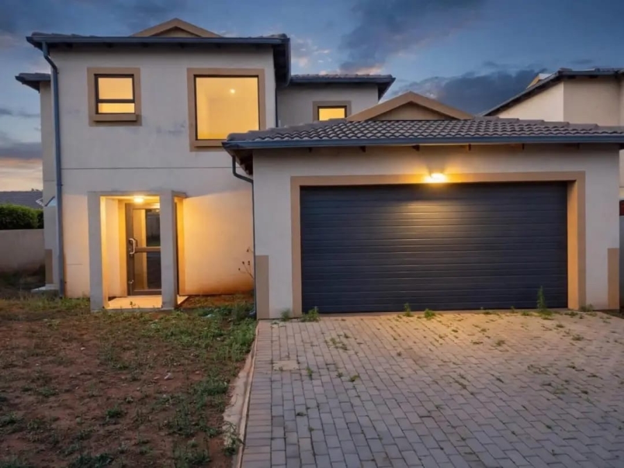  Bedroom Property for Sale in Zambezi Manor Lifestyle Estate Gauteng