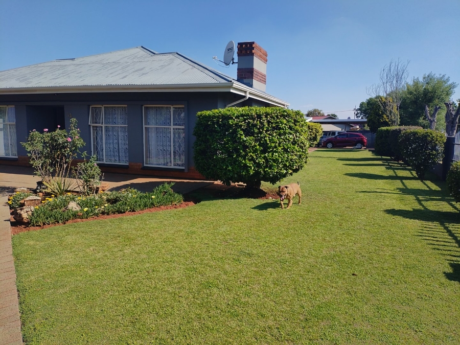 3 Bedroom Property for Sale in Casseldale Gauteng