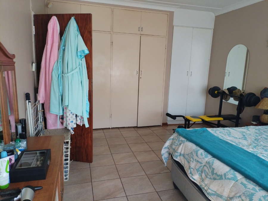 3 Bedroom Property for Sale in Casseldale Gauteng