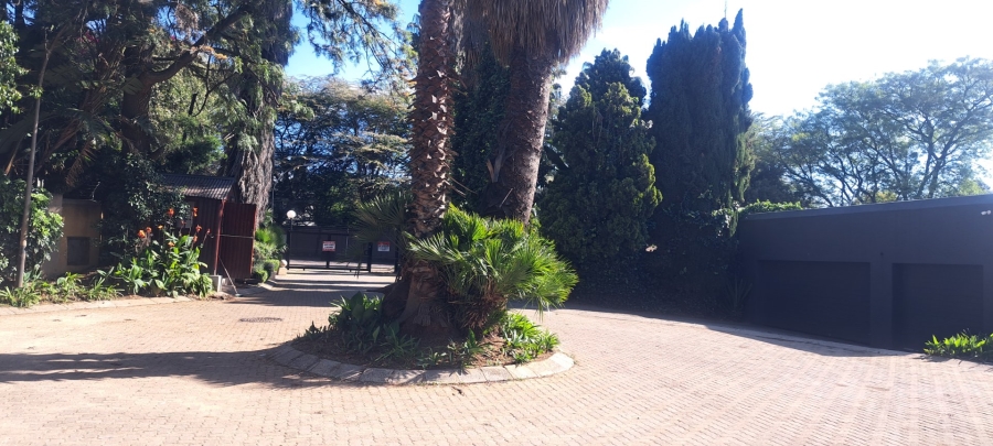 To Let 2 Bedroom Property for Rent in Bedfordview Gauteng
