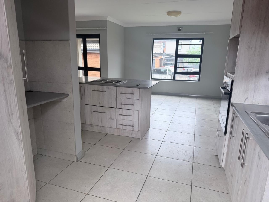 To Let 3 Bedroom Property for Rent in Zambezi Manor Lifestyle Estate Gauteng