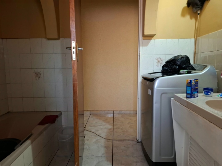 4 Bedroom Property for Sale in Sonland Park Gauteng