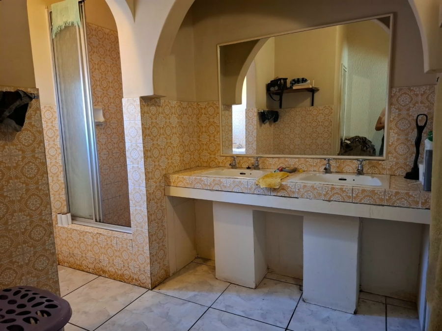 4 Bedroom Property for Sale in Sonland Park Gauteng
