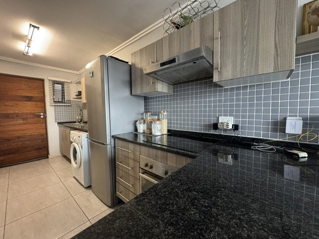 2 Bedroom Property for Sale in Sebenza Gauteng