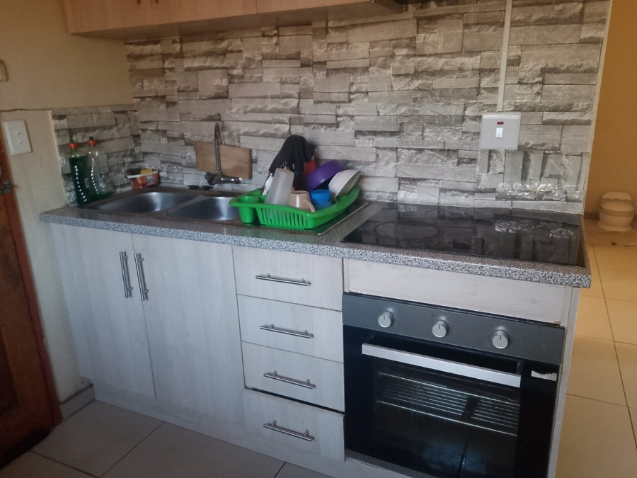 2 Bedroom Property for Sale in Booysens Gauteng