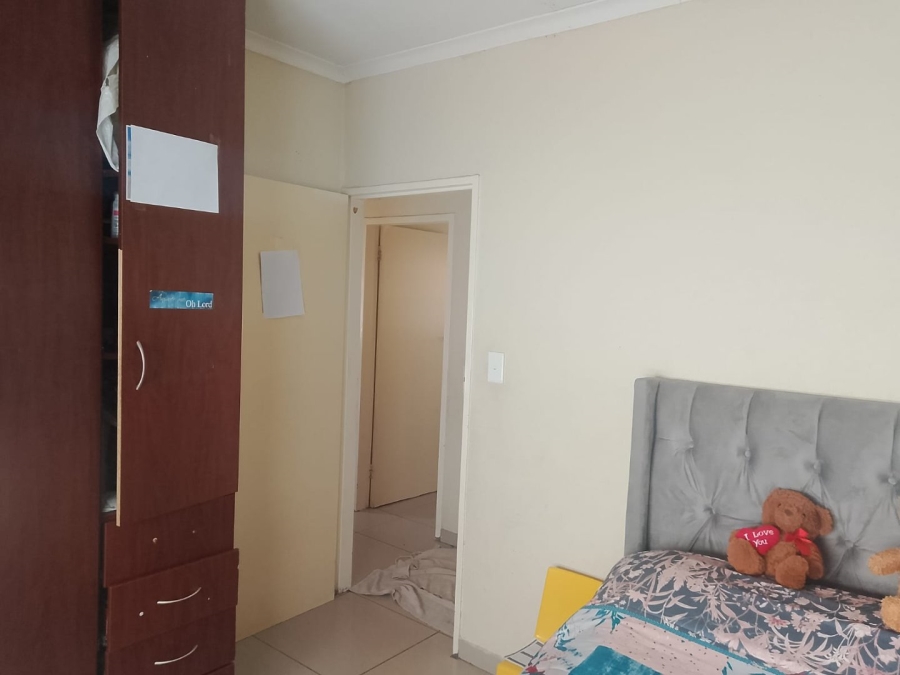2 Bedroom Property for Sale in Booysens Gauteng