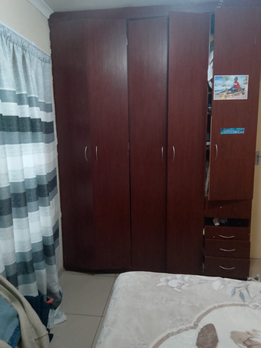 2 Bedroom Property for Sale in Booysens Gauteng