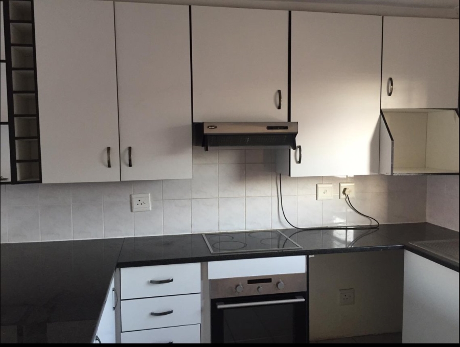 To Let 3 Bedroom Property for Rent in Vorna Valley Gauteng