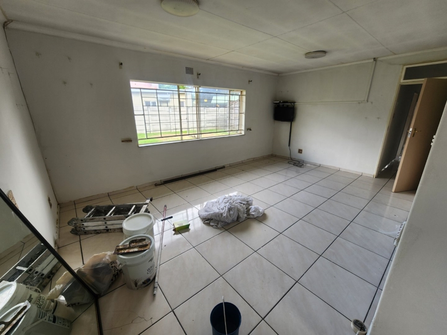 To Let 3 Bedroom Property for Rent in Impala Park Gauteng