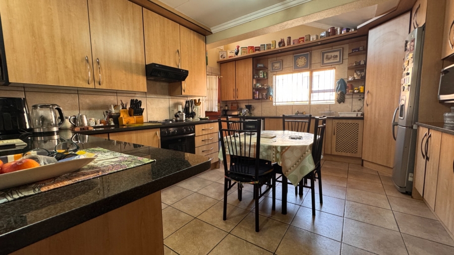 2 Bedroom Property for Sale in Three Rivers Gauteng