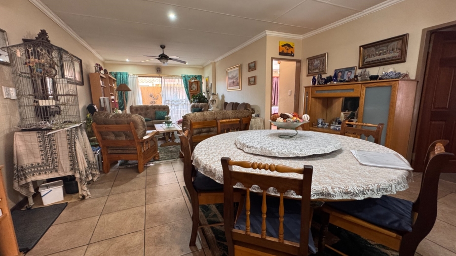 2 Bedroom Property for Sale in Three Rivers Gauteng