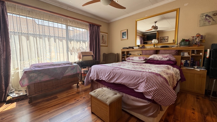 2 Bedroom Property for Sale in Three Rivers Gauteng