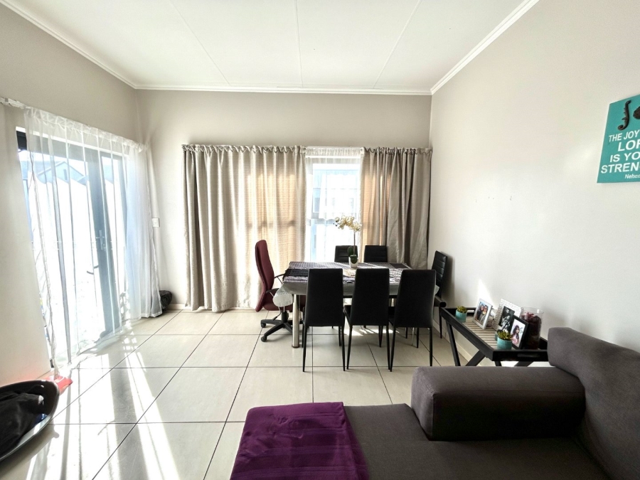 2 Bedroom Property for Sale in Greenstone Hill Gauteng
