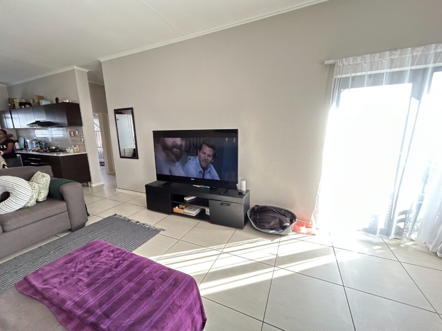 2 Bedroom Property for Sale in Greenstone Hill Gauteng