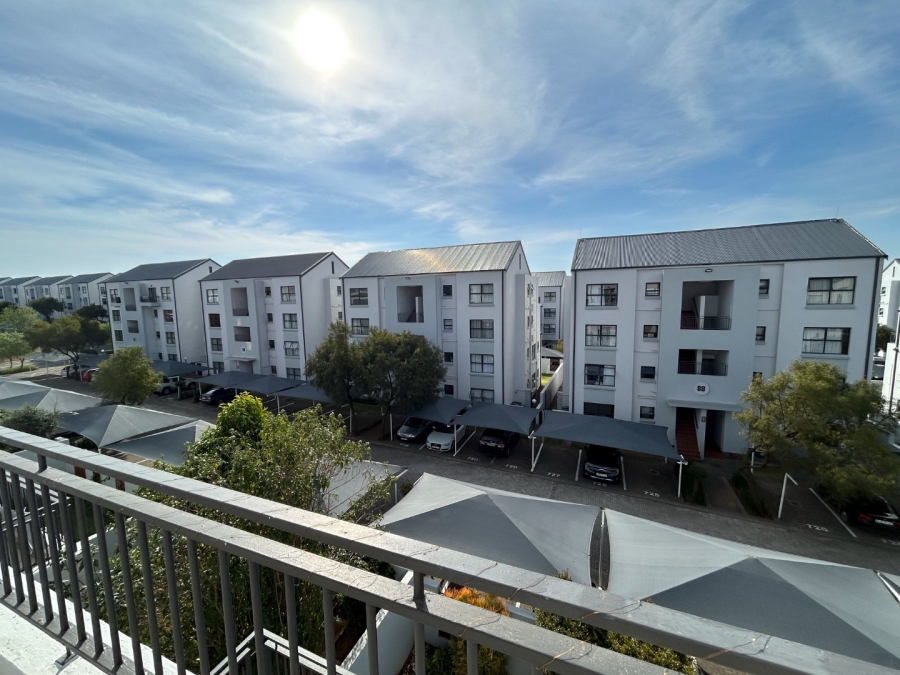 2 Bedroom Property for Sale in Greenstone Hill Gauteng