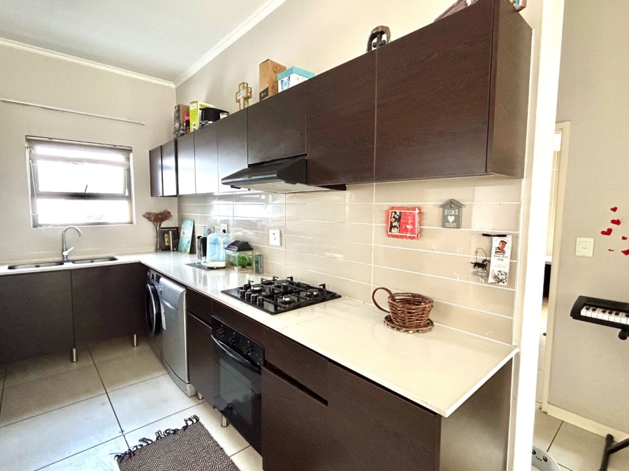2 Bedroom Property for Sale in Greenstone Hill Gauteng