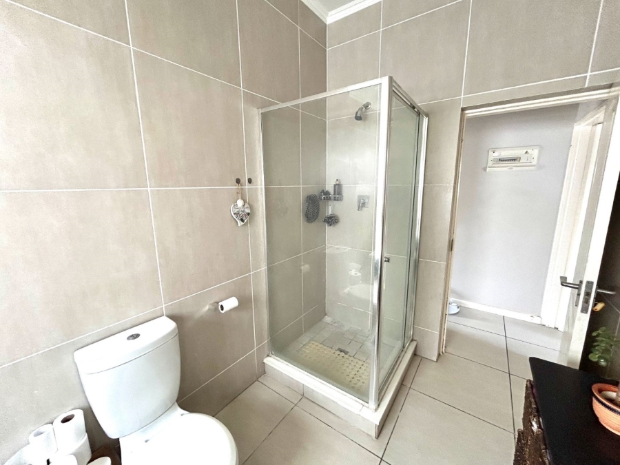 2 Bedroom Property for Sale in Greenstone Hill Gauteng