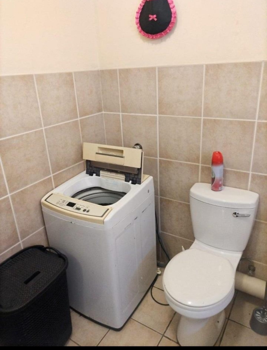 2 Bedroom Property for Sale in Karenpark Gauteng