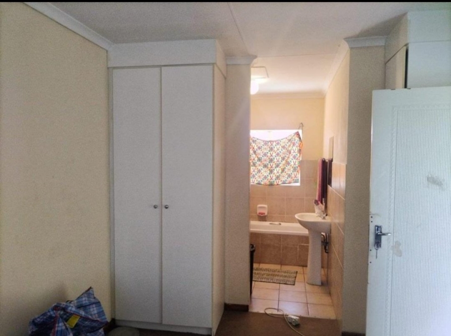 2 Bedroom Property for Sale in Karenpark Gauteng