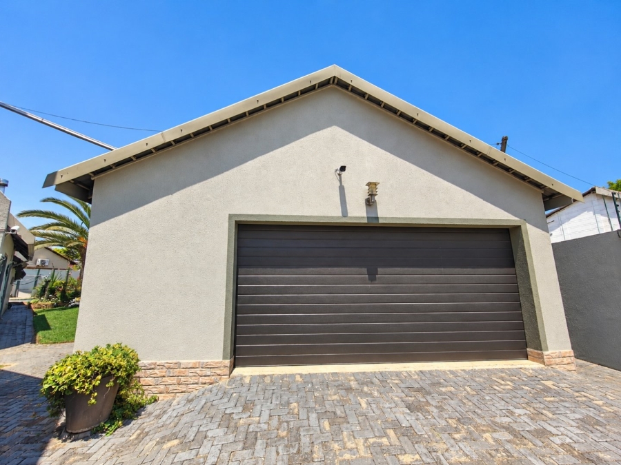 5 Bedroom Property for Sale in Parkrand Gauteng