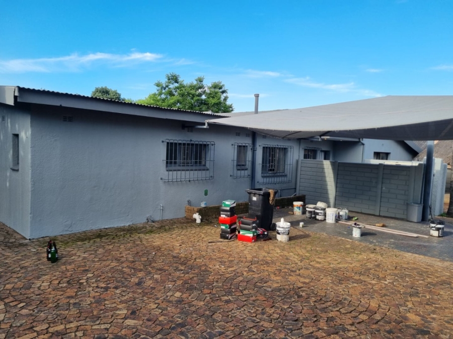 4 Bedroom Property for Sale in New Redruth Gauteng