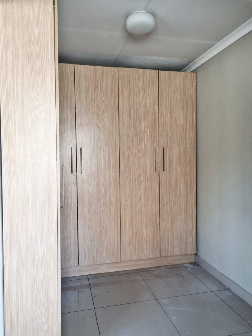 4 Bedroom Property for Sale in New Redruth Gauteng