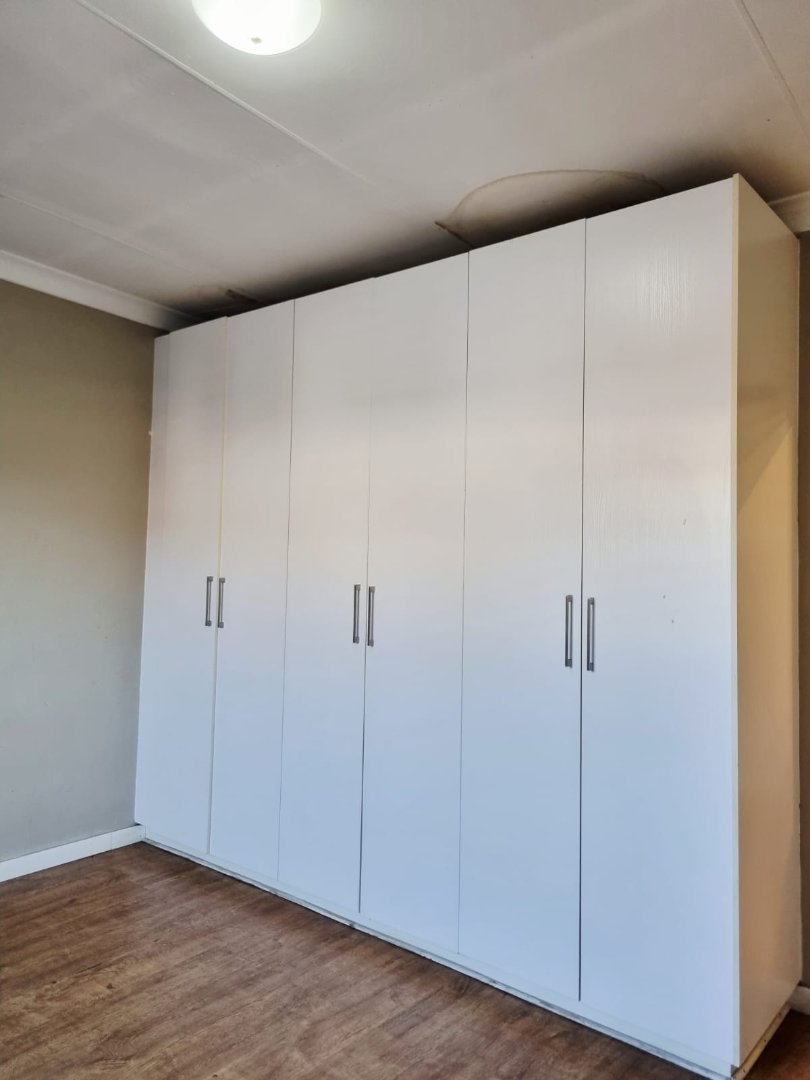 4 Bedroom Property for Sale in New Redruth Gauteng