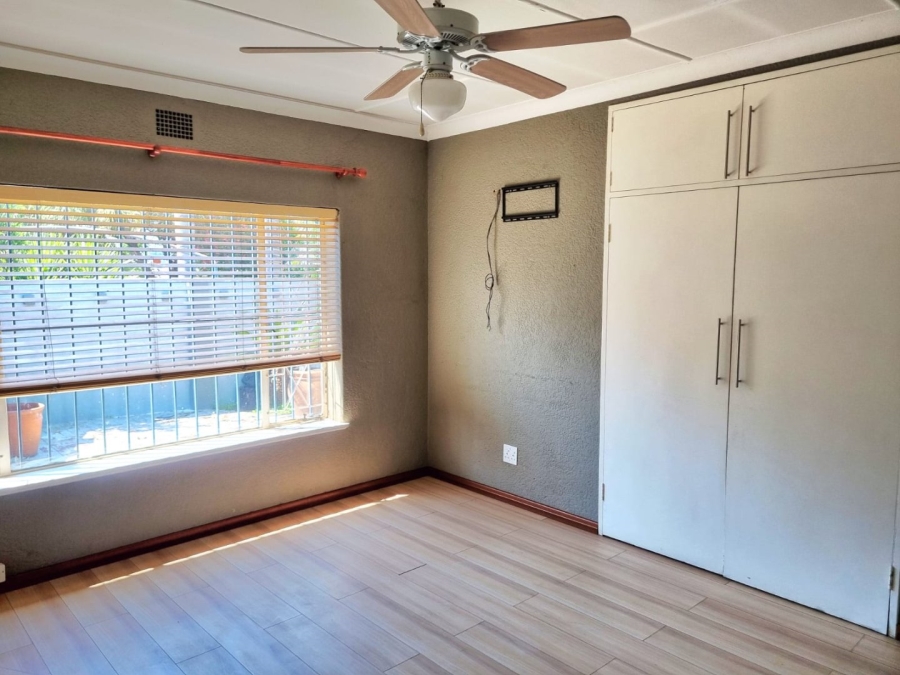 4 Bedroom Property for Sale in New Redruth Gauteng