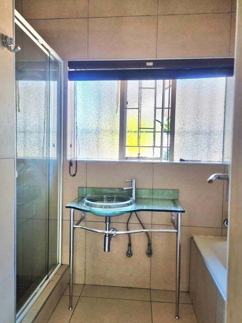 4 Bedroom Property for Sale in New Redruth Gauteng