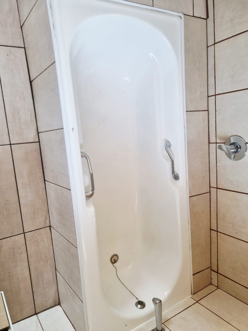 4 Bedroom Property for Sale in New Redruth Gauteng