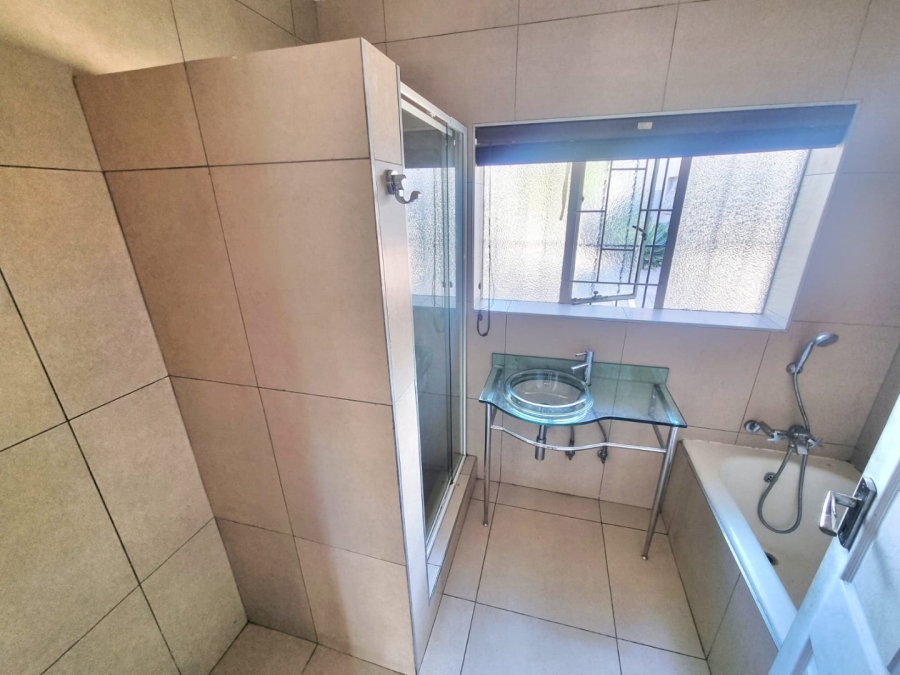 4 Bedroom Property for Sale in New Redruth Gauteng