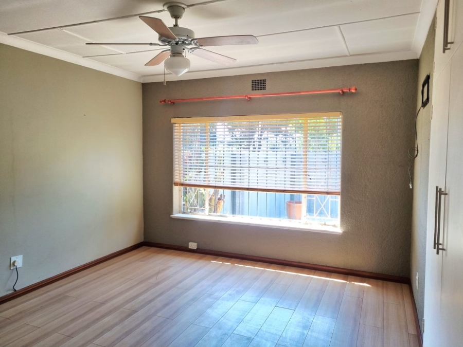 4 Bedroom Property for Sale in New Redruth Gauteng